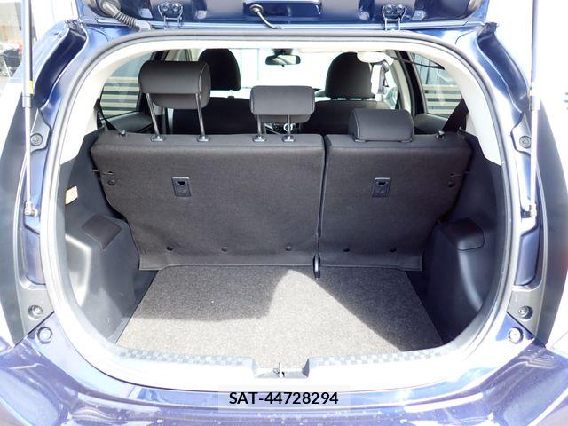 Toyota AQUA 2021-04 7508094-19