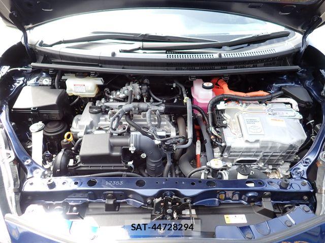 Toyota AQUA 2021-04 7508094-23