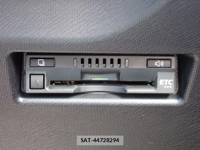 Toyota AQUA 2021-04 7508094-6