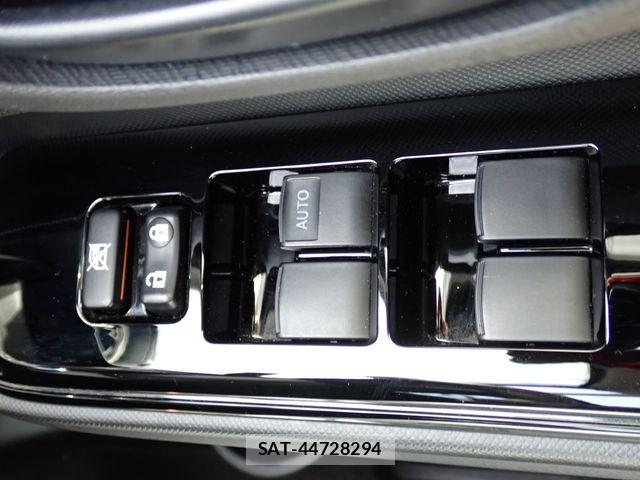 Toyota AQUA 2021-04 7508094-7