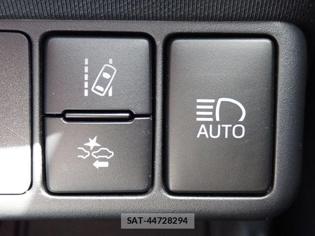 Toyota AQUA 2021-04 7508094-8