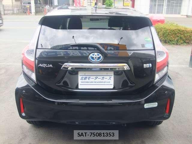 Toyota AQUA 2019-03 7499490-16