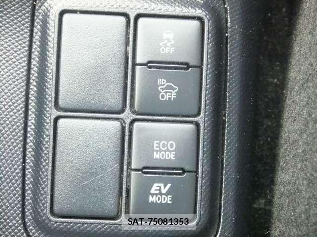 Toyota AQUA 2019-03 7499490-7