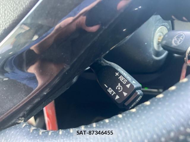 Toyota AQUA 2016-04 7499498-19