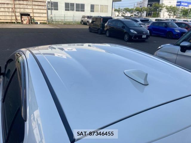 Toyota AQUA 2016-04 7499498-6