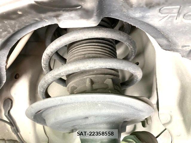 Toyota AQUA 2017-07 7499491-19