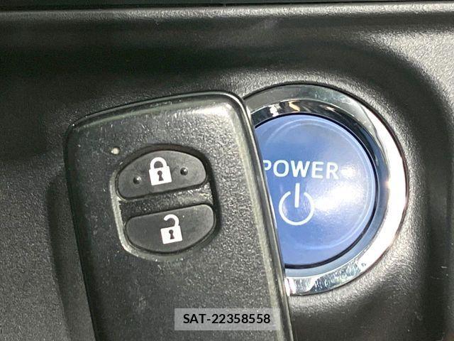 Toyota AQUA 2017-07 7499491-6