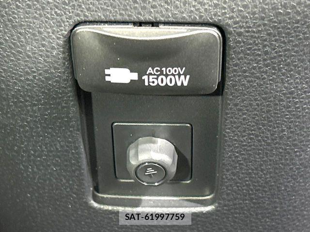 Toyota AQUA 2024-10 7499481-5