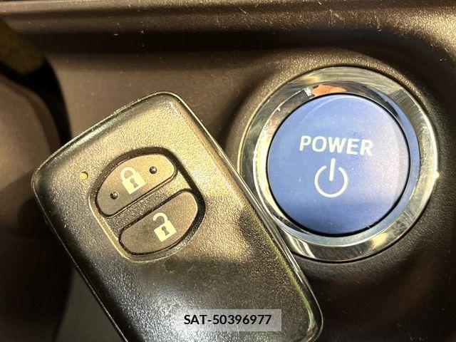 Toyota AQUA 2013-11 7499505-6