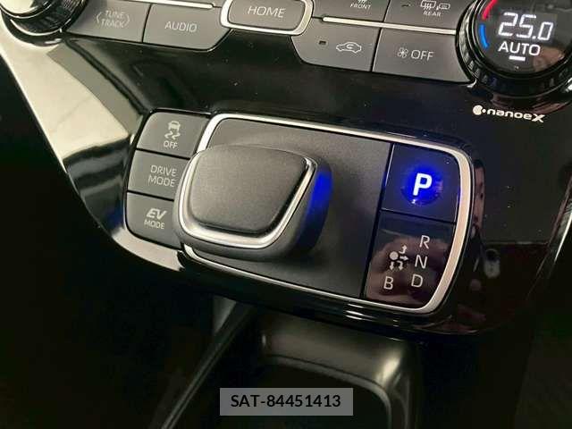 Toyota AQUA 2024-03 7499485-8