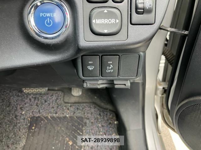 Toyota AQUA 2013-07 7508110-20