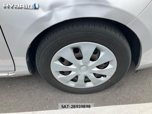 Toyota AQUA 2013-07 7508110-2