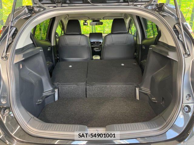 Toyota AQUA 2023-01 7499474-9
