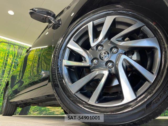 Toyota AQUA 2023-01 7499474-12