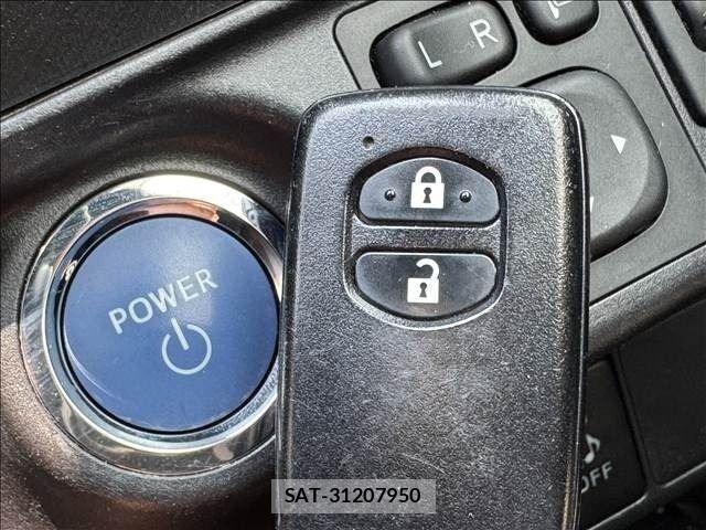 Toyota AQUA 2014-10 7508100-16