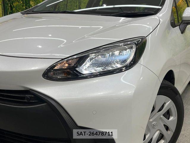 Toyota AQUA 2022-08 7499482-11