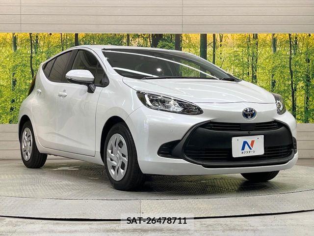 Toyota AQUA 2022-08 7499482-15