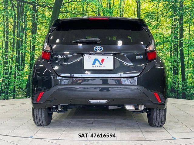 Toyota AQUA 2021-10 7561819-14