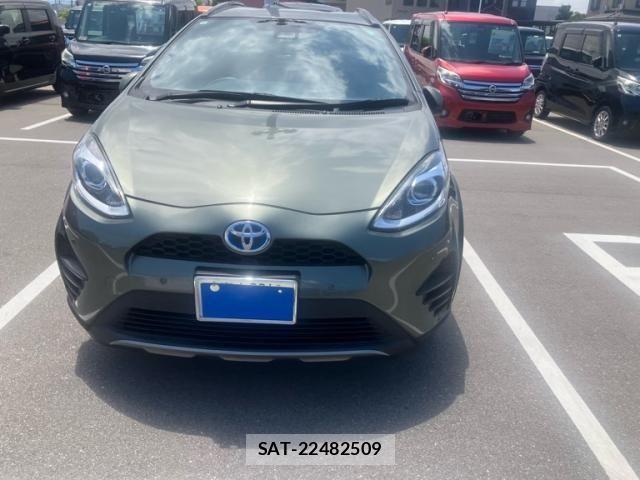 Toyota AQUA 2019-07 7561821-1