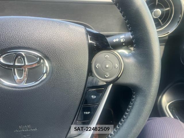 Toyota AQUA 2019-07 7561821-22