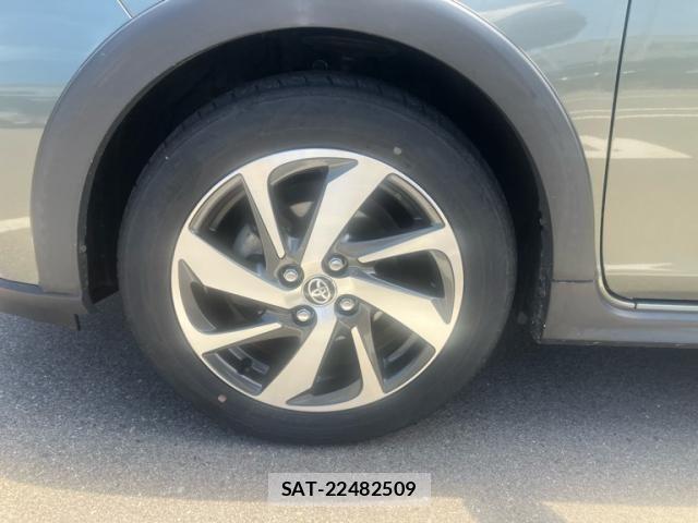 Toyota AQUA 2019-07 7561821-6