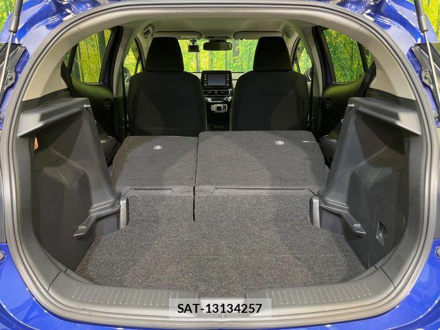 Toyota AQUA 2022-03 7561820-9