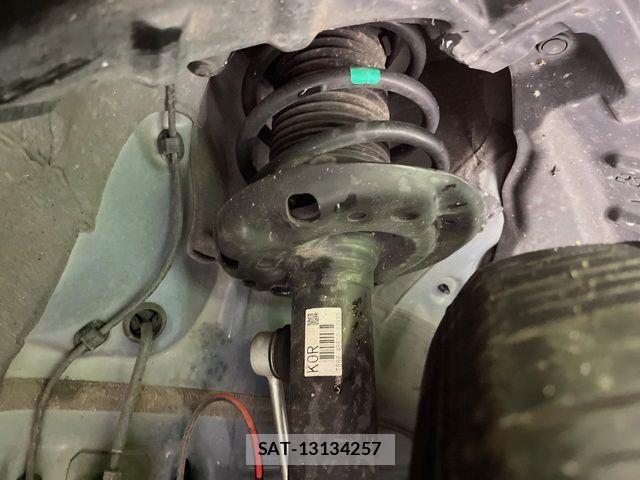 Toyota AQUA 2022-03 7561820-19