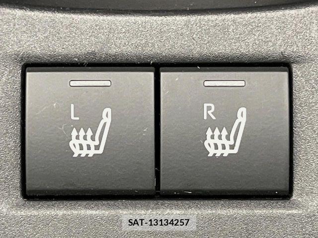 Toyota AQUA 2022-03 7561820-6