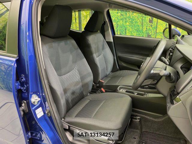 Toyota AQUA 2022-03 7561820-7
