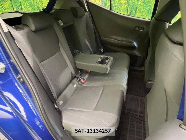 Toyota AQUA 2022-03 7561820-8