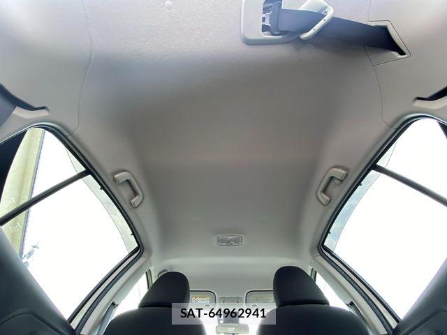 Toyota AQUA 2016-03 7561828-18