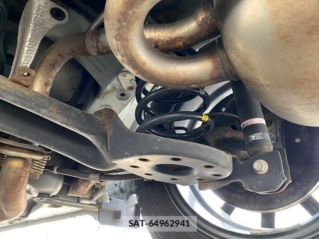 Toyota AQUA 2016-03 7561828-26