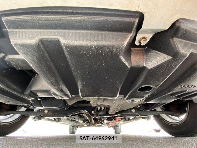 Toyota AQUA 2016-03 7561828-27
