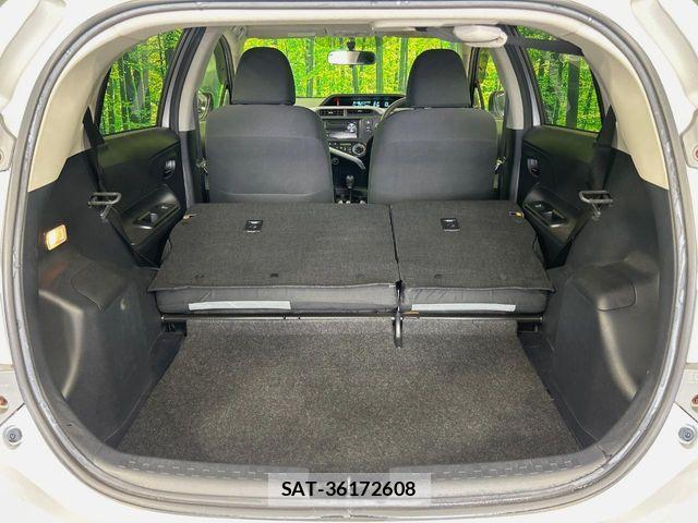 Toyota AQUA 2014-04 7561826-9