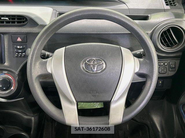 Toyota AQUA 2014-04 7561826-10
