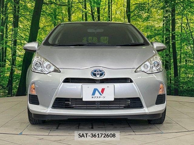 Toyota AQUA 2014-04 7561826-13