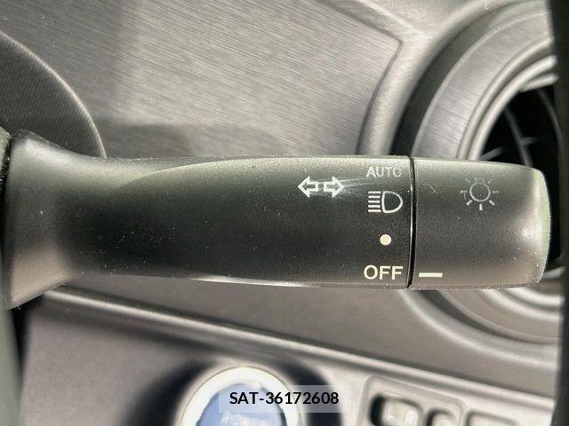 Toyota AQUA 2014-04 7561826-5