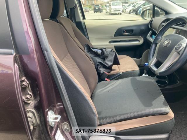 Toyota AQUA 2014-02 7561831-16