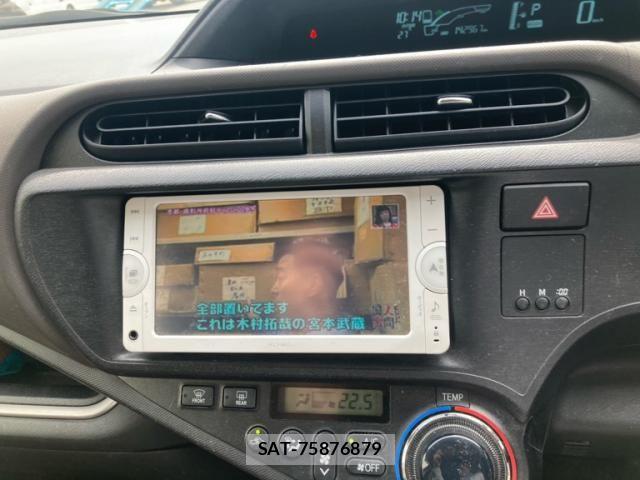 Toyota AQUA 2014-02 7561831-21
