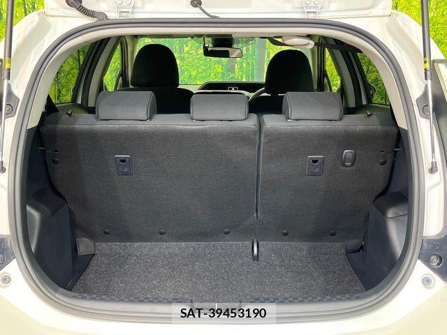 Toyota AQUA 2019-09 7561818-9