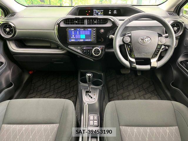 Toyota AQUA 2019-09 7561818-1