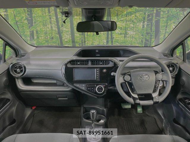 Toyota AQUA 2019-09 7561823-1