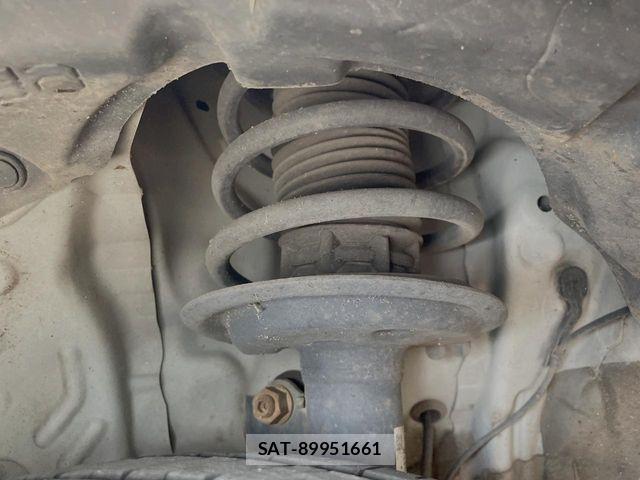 Toyota AQUA 2019-09 7561823-19