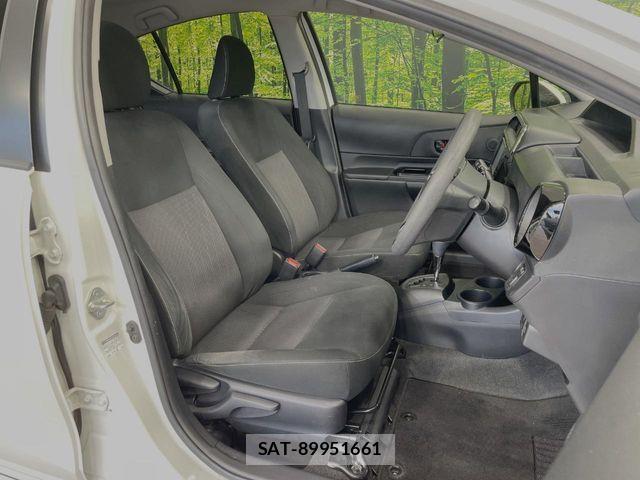 Toyota AQUA 2019-09 7561823-7