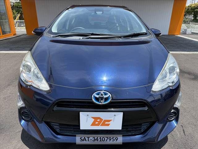 Toyota AQUA 2016-10 7561825-8