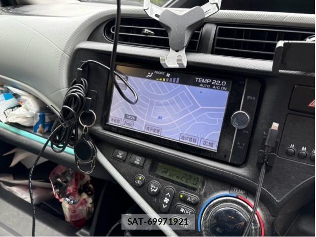 Toyota AQUA 2013-05 7561829-10