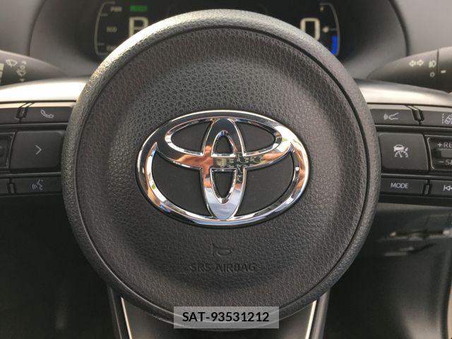 Toyota AQUA 2023-05 7561817-22