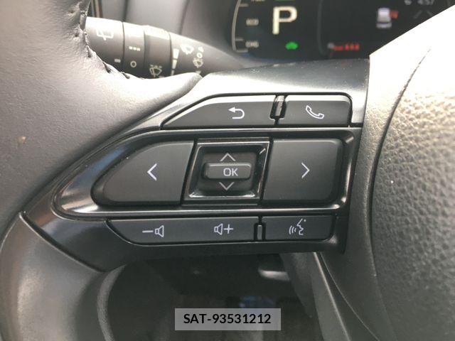 Toyota AQUA 2023-05 7561817-25