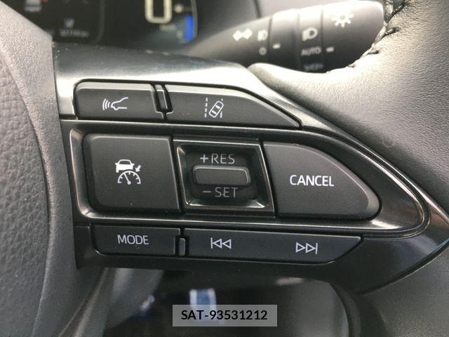 Toyota AQUA 2023-05 7561817-26