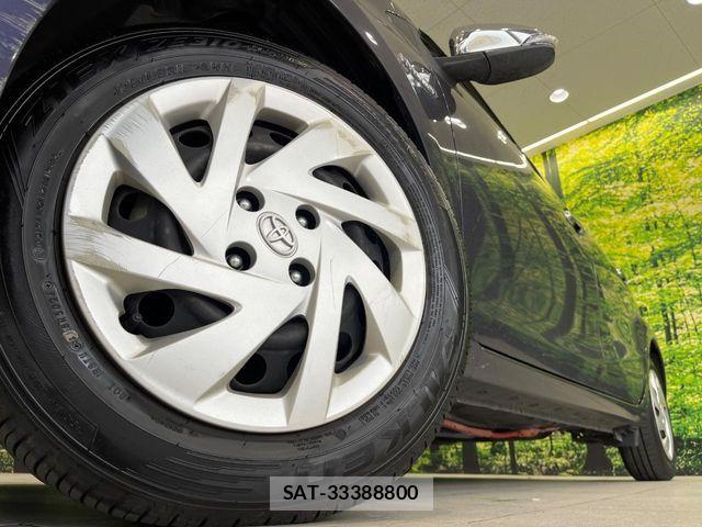 Toyota AQUA 2014-12 7561830-12